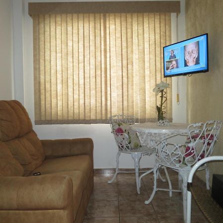 Apto Canto Do Forte - Praia Grande - Local Privilegiado - 100 Metros Da Praia - Internet Inclusa Eksteriør bilde