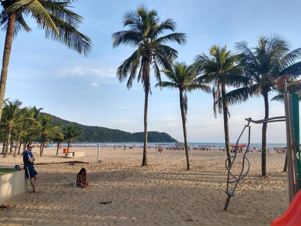Apto Canto Do Forte - Praia Grande - Local Privilegiado - 100 Metros Da Praia - Internet Inclusa Eksteriør bilde
